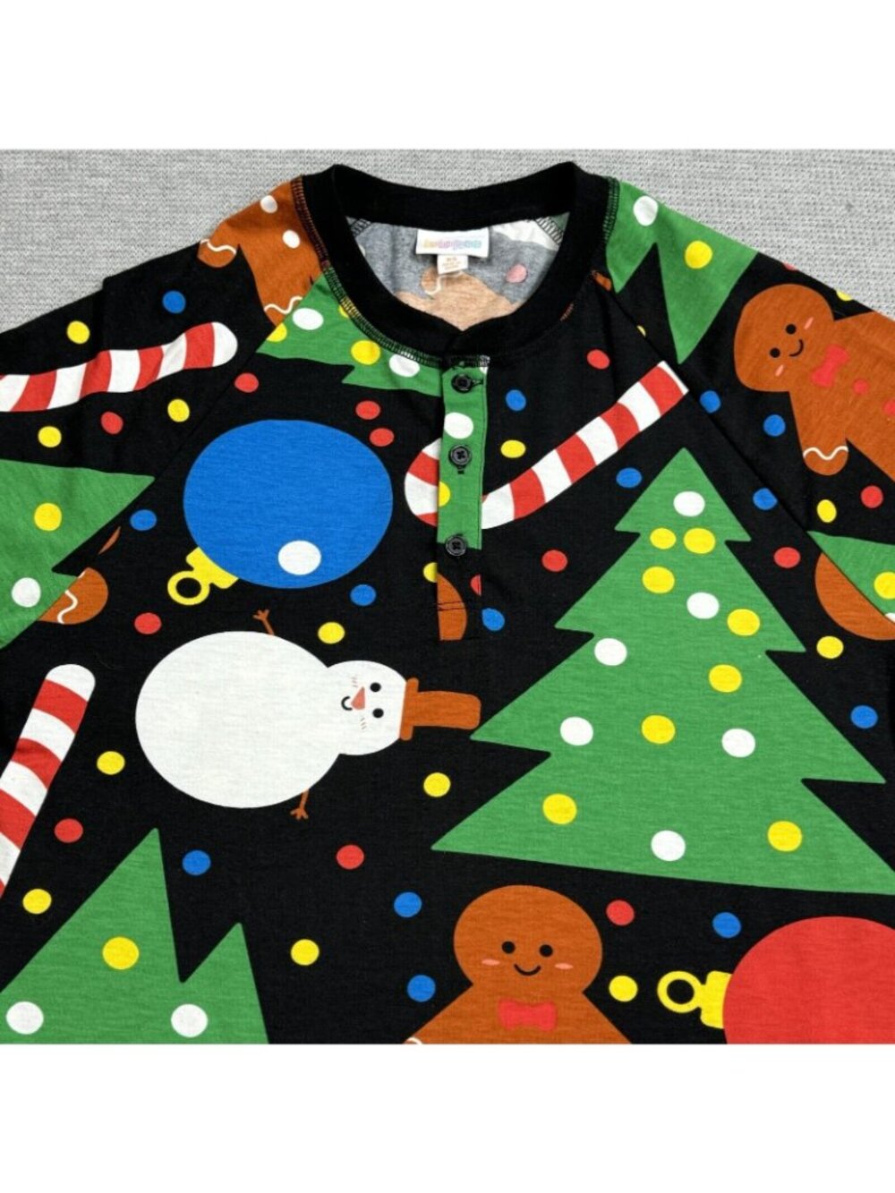 LuLaRoe Tunic Shirt Womens Size XS Black Christmas Theme Long Sleeve Henley Neck - Picture 14 of 16